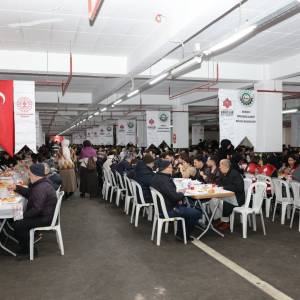 DENİZLİ OSB’NİN GELENEKSEL İFTAR SOFRASINDA 3 BİN ÖĞRENCİ BULUŞTU.